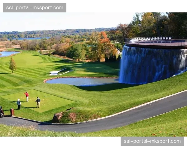 深度报道：高尔夫球场节水技术革新，应对美国西部持续干旱